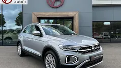 Suv Gebruikt 2024 VW T-Roc Style SUV | € 34.945 (Eerlijke prijs)