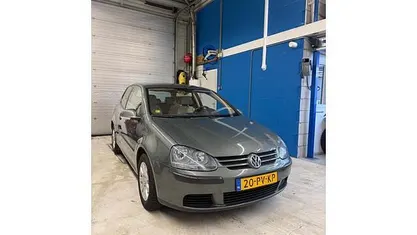 Groen Occasion 2004 VW Golf IV Comfortline Hatchback | € 2.995 (Eerlijke prijs)