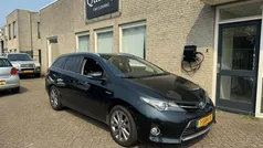Grijs Gebruikt 2013 Toyota Auris Touring Sports Executive Stationwagen | € 7.999 (Goede deal)
