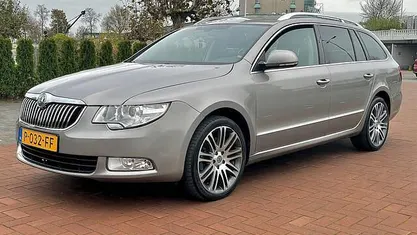 Gebruikt 2012 Skoda Superb Ambition Stationwagen | € 6.250 (Eerlijke prijs)