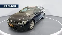Gebruikt 2023 VW Golf VIII Life Stationwagen | € 25.940 (Eerlijke prijs)