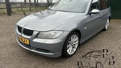 Grijs, metallic lak Gebruikt 2007 BMW 318 Stationwagen | € 2.999 (Eerlijke prijs)