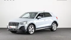 Grijs, metallic lak Gebruikt 2024 Audi Q2 S-Line SUV | € 35.949 (Eerlijke prijs)