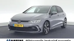 Grijs Gebruikt 2021 VW Golf VIII R-line Hatchback | € 26.899 (Eerlijke prijs)