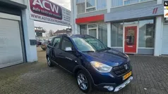 Blauw Gebruikt 2018 Dacia Lodgy Lauréate MPV | € 11.950 (Eerlijke prijs)