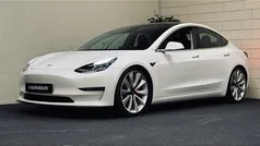 Wit Gebruikt 2019 Tesla Model 3 Performance Sedan | € 26.899 (Eerlijke prijs)