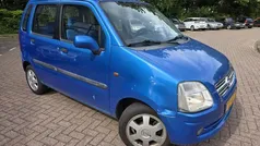 Blauw, metallic lak Gebruikt 2003 Opel Agila Elegance Hatchback | € 850 (Goede deal)