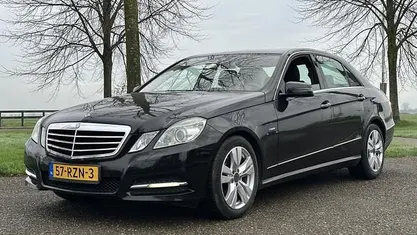 Gebruikt 2010 Mercedes E350 Avantgarde Sedan | € 8.740 (Eerlijke prijs)