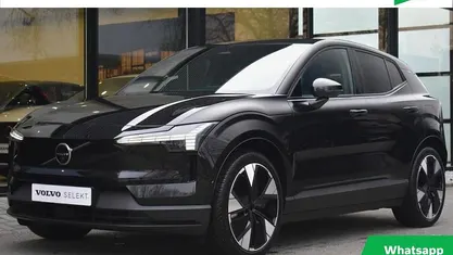Zwart Gebruikt 2024 Volvo EX30 Performance SUV | € 36.950 (Eerlijke prijs)
