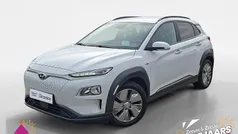 Chalk white metallic (p6w) Gebruikt 2020 Hyundai Kona SUV | € 17.640 (Eerlijke prijs)