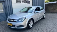 Grijs Gebruikt 2008 Opel Astra GTC Business Hatchback | € 1.899 (Eerlijke prijs)