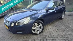 Blauw Gebruikt 2011 Volvo V60 Momentum Stationwagen | € 9.950 (Eerlijke prijs)