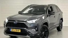 Grijs Gebruikt 2022 Toyota RAV4 Hybrid Style SUV | € 36.925 (Goede deal)