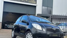Zwart Gebruikt 2007 Toyota Yaris Sol Hatchback | € 2.450 (Eerlijke prijs)