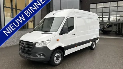 Occasion 2023 Mercedes Sprinter Van | € 30.500 (Super prijs)