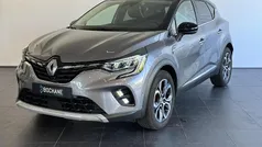 Grijs Gebruikt 2023 Renault Captur Techno SUV | € 22.195 (Eerlijke prijs)