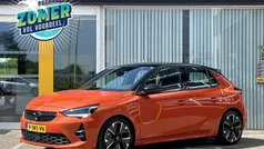 Oranje Gebruikt 2022 Opel Corsa-e GS Line Hatchback | € 16.906 (Eerlijke prijs)