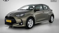 Groen Gebruikt 2024 Toyota Yaris Hybrid Active Hatchback | € 23.449 (Eerlijke prijs)