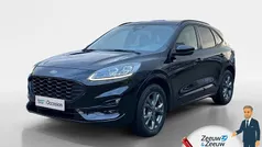 Agate black metallic (pn4gm) Gebruikt 2022 Ford Kuga ST-Line X SUV | € 27.440 (Eerlijke prijs)