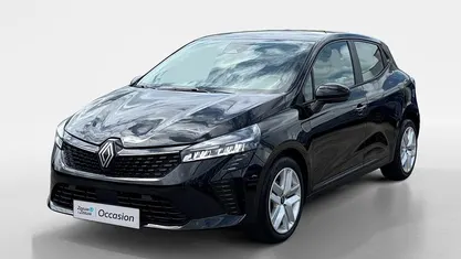 Gebruikt 2024 Renault Clio V Evolution Hatchback | € 16.435 (Eerlijke prijs)
