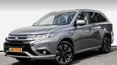 Grijs Gebruikt 2016 Mitsubishi Outlander Instyle SUV | € 16.850 (Eerlijke prijs)