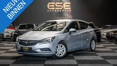 Grijs Gebruikt 2017 Opel Astra Edition Hatchback | € 9.895 (Eerlijke prijs)