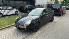 Zwart Gebruikt 2010 Alfa Romeo Giulietta Distinctive Hatchback | € 4.990 (Goede deal)