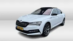 Gebruikt 2022 Skoda Superb Business Line Hatchback | € 24.950 (Eerlijke prijs)