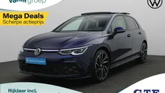 Blauw, metallic lak Gebruikt 2021 VW Golf VIII GTE Hatchback | € 25.900 (Eerlijke prijs)