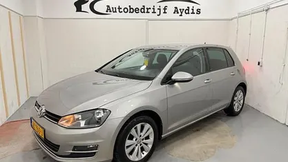 Occasion 2016 VW Golf VII Hatchback | € 7.950 (Goede deal)