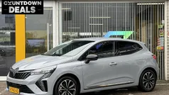 Gebruikt 2024 Renault Clio V Techno Hatchback | € 24.595 (Eerlijke prijs)