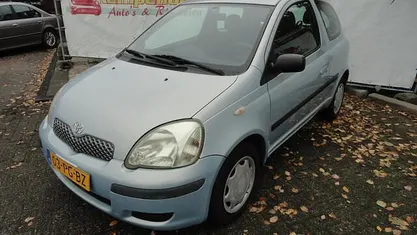 Gebruikt 2004 Toyota Yaris Hatchback | € 1.950 (Eerlijke prijs)