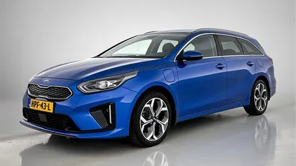 Occasion Kia Ceed 2021 Blauw Hatchback