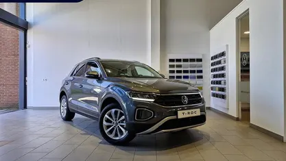 Gebruikt 2025 VW T-Roc Edition SUV | € 33.995 (Super prijs)