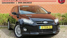 Zwart Gebruikt 2014 Ford Focus Stationwagen | € 6.445 (Eerlijke prijs)