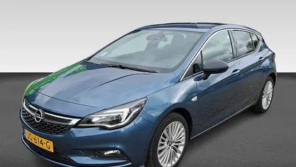 Blauw Gebruikt 2016 Opel Astra Innovation Hatchback | € 10.930 (Eerlijke prijs)