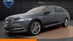 Grijs Gebruikt 2021 Skoda Superb LAURIN & KLEMENT Stationwagen | € 26.450 (Eerlijke prijs)