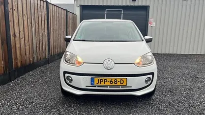 Occasion 2013 VW up! high up! Hatchback | € 4.750 (Goede deal)