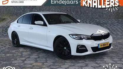 Gebruikt 2020 BMW 320 M Sport Sedan | € 28.940 (Eerlijke prijs)