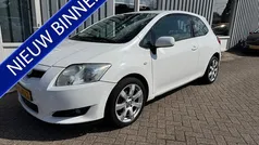Wit Gebruikt 2009 Toyota Auris Hatchback | € 1.499 (Goede deal)