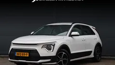 Wit Gebruikt 2022 Kia Niro Edition 7 SUV | € 30.885 (Eerlijke prijs)