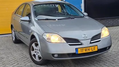 Occasion Nissan Primera Acenta 116 PK (85 kW) 2005 Grijs Hatchback
