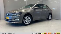 Grijs, metallic lak Gebruikt 2020 VW Polo Comfortline Hatchback | € 15.900 (Eerlijke prijs)