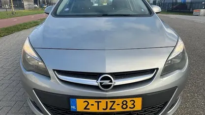 Gebruikt 2014 Opel Astra Hatchback | € 5.249 (Eerlijke prijs)
