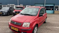 Rood Gebruikt 2004 Fiat Panda Dynamic Hatchback | € 1.200 (Eerlijke prijs)