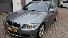 Grijs Gebruikt 2011 BMW 318 Luxury Line Sedan | € 10.950 (Eerlijke prijs)