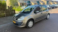 Beige Gebruikt 2010 Renault Modus MPV | € 4.499 (Eerlijke prijs)