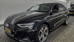 Zwart Gebruikt 2020 Audi e-tron Sportback S-Line SUV | € 37.880 (Eerlijke prijs)