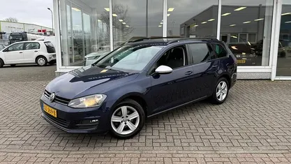 Occasion VW Golf VII Comfortline 105 PK (77 kW) 2016 Blauw Stationwagen