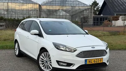 Wit Gebruikt 2017 Ford Focus Titanium Stationwagen | € 5.490 (Eerlijke prijs)